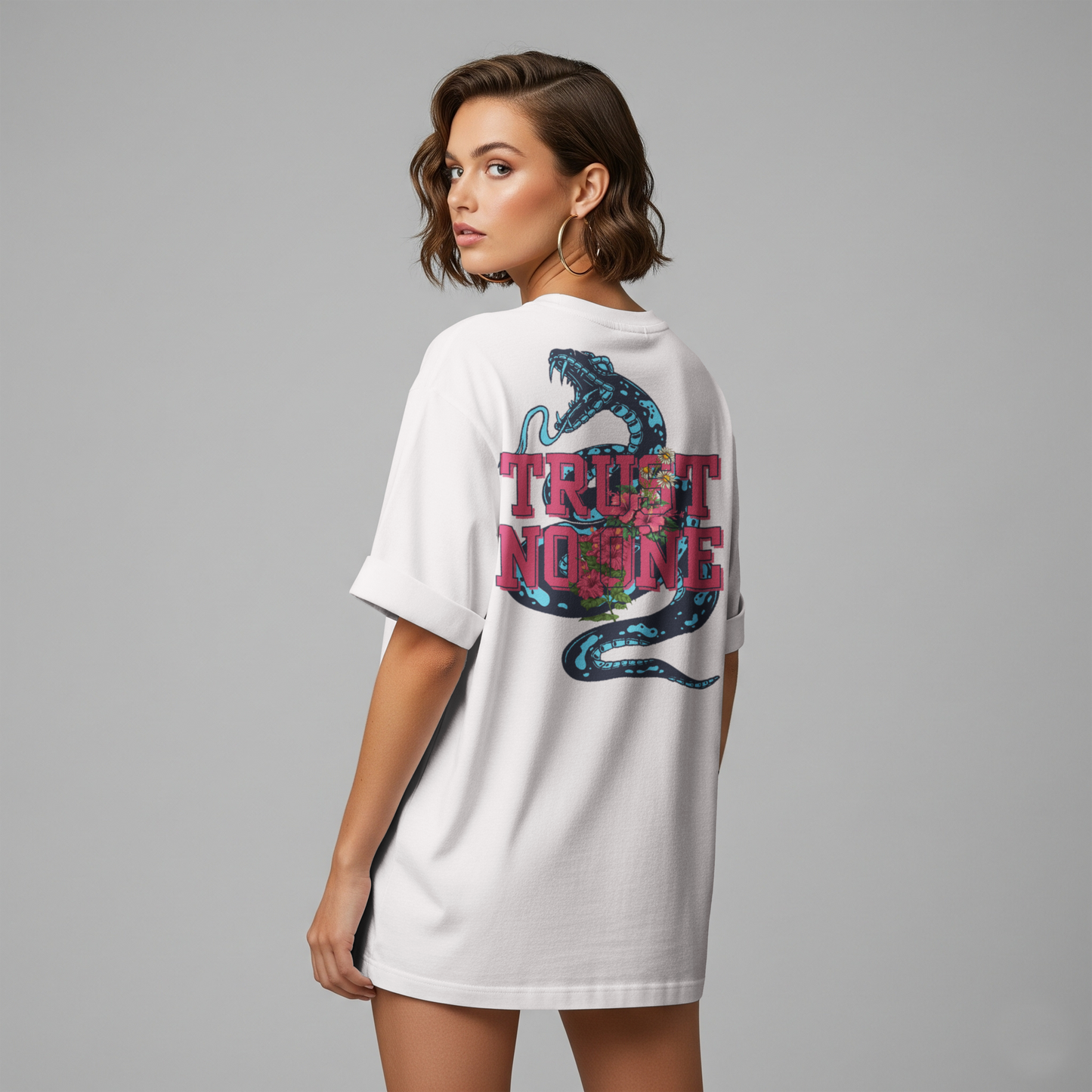 Trust No One T-Shirt - Unisex Softstyle